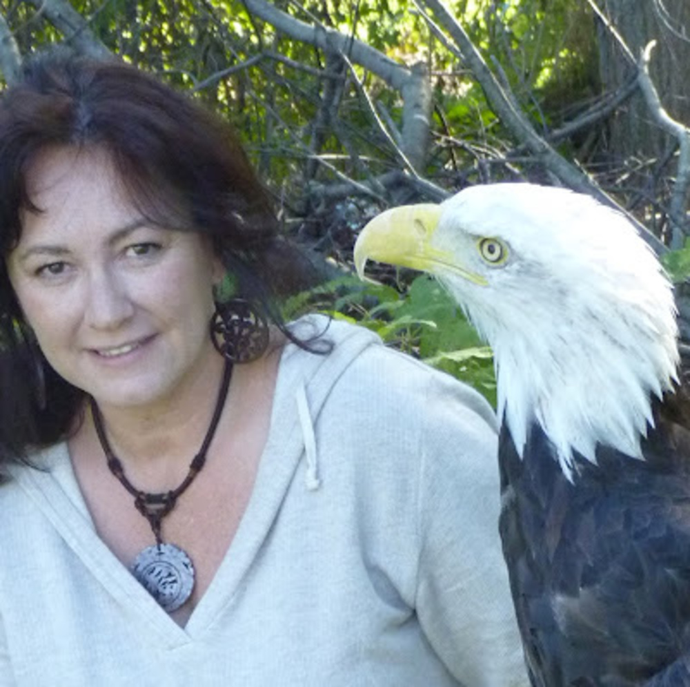 Meet your Posher, Linda lou